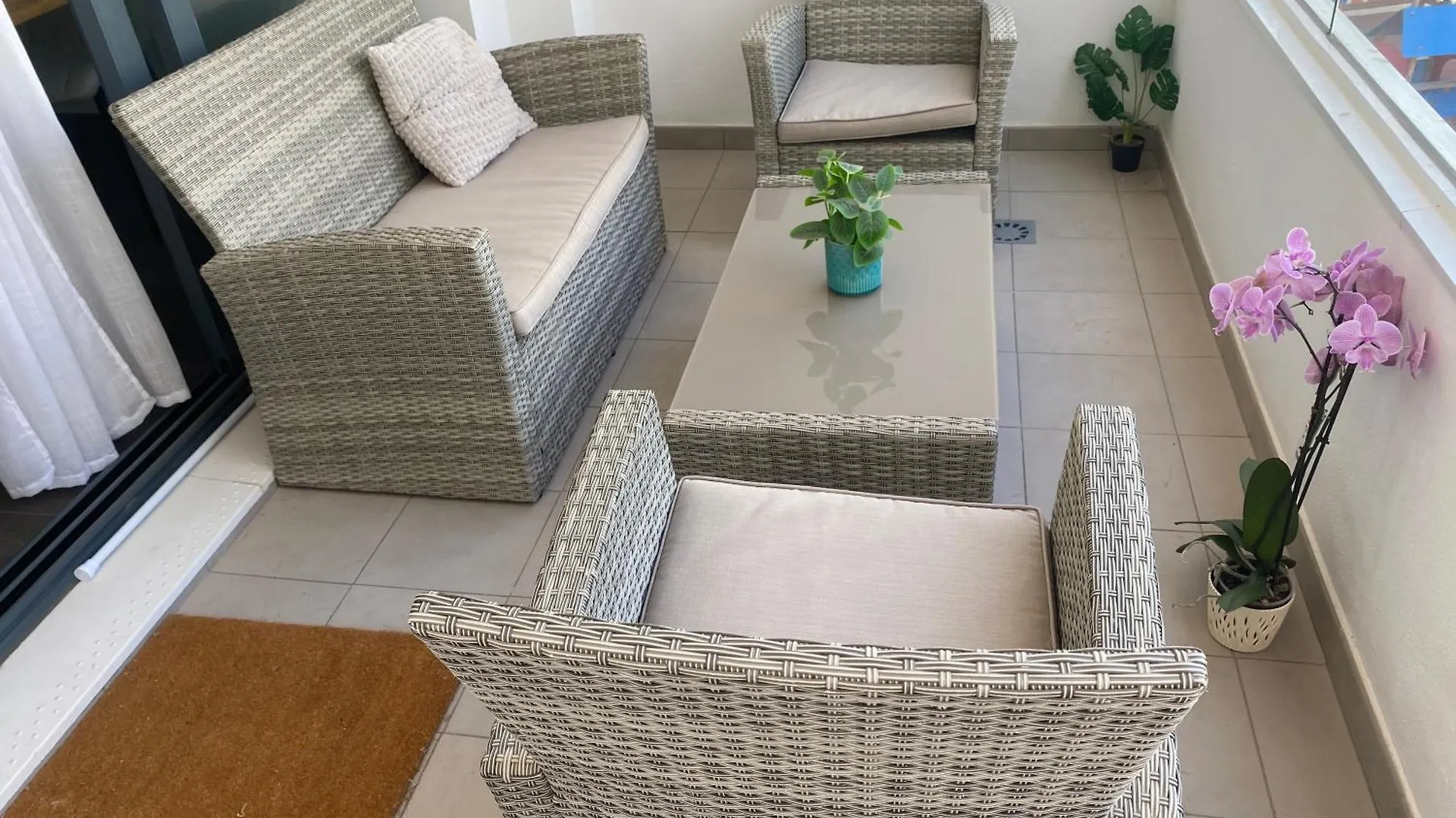 Luxery Apartment With Pool In Estepona-Centre