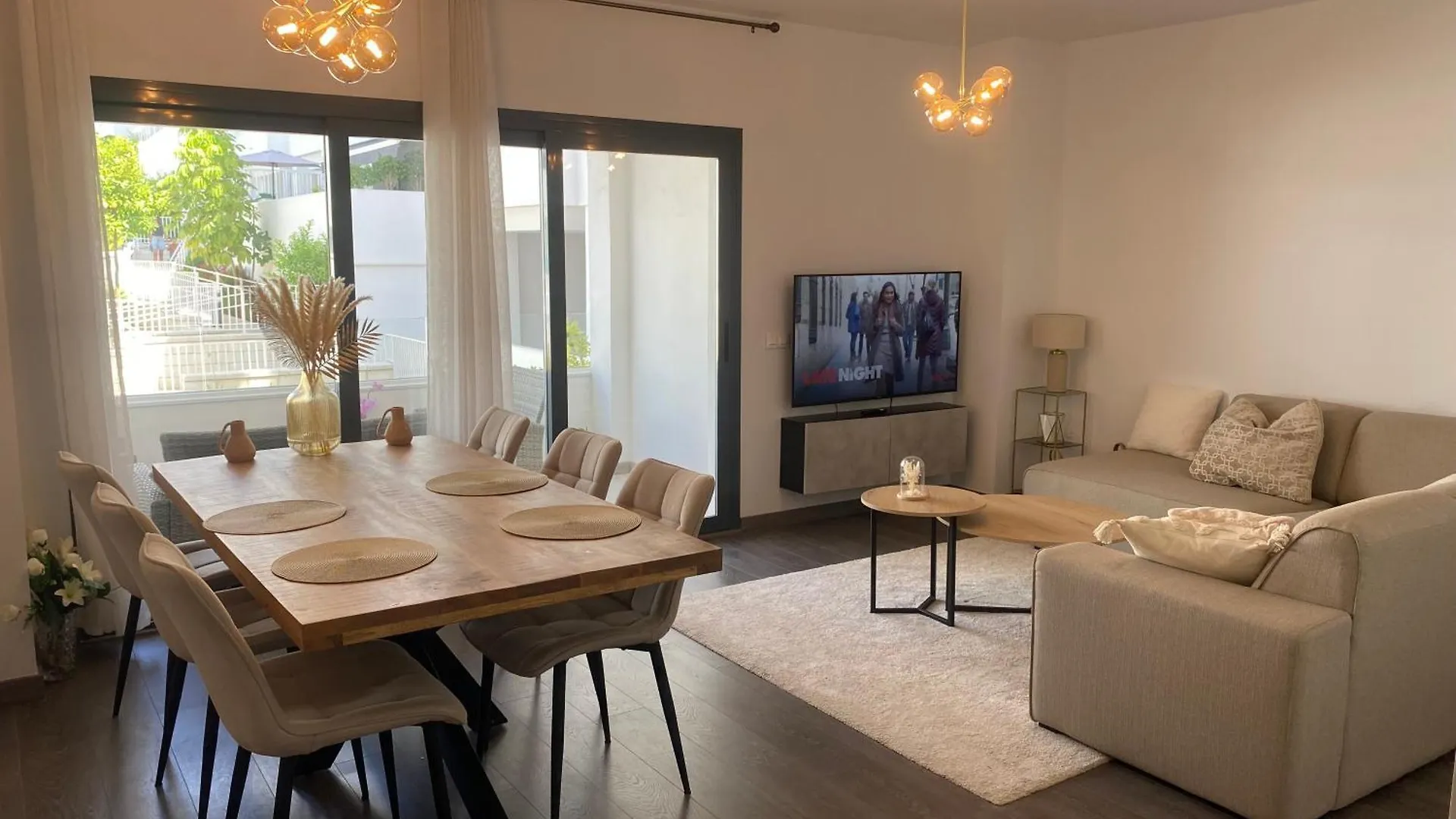 Luxery Apartment With Pool In Estepona-Centre Spain