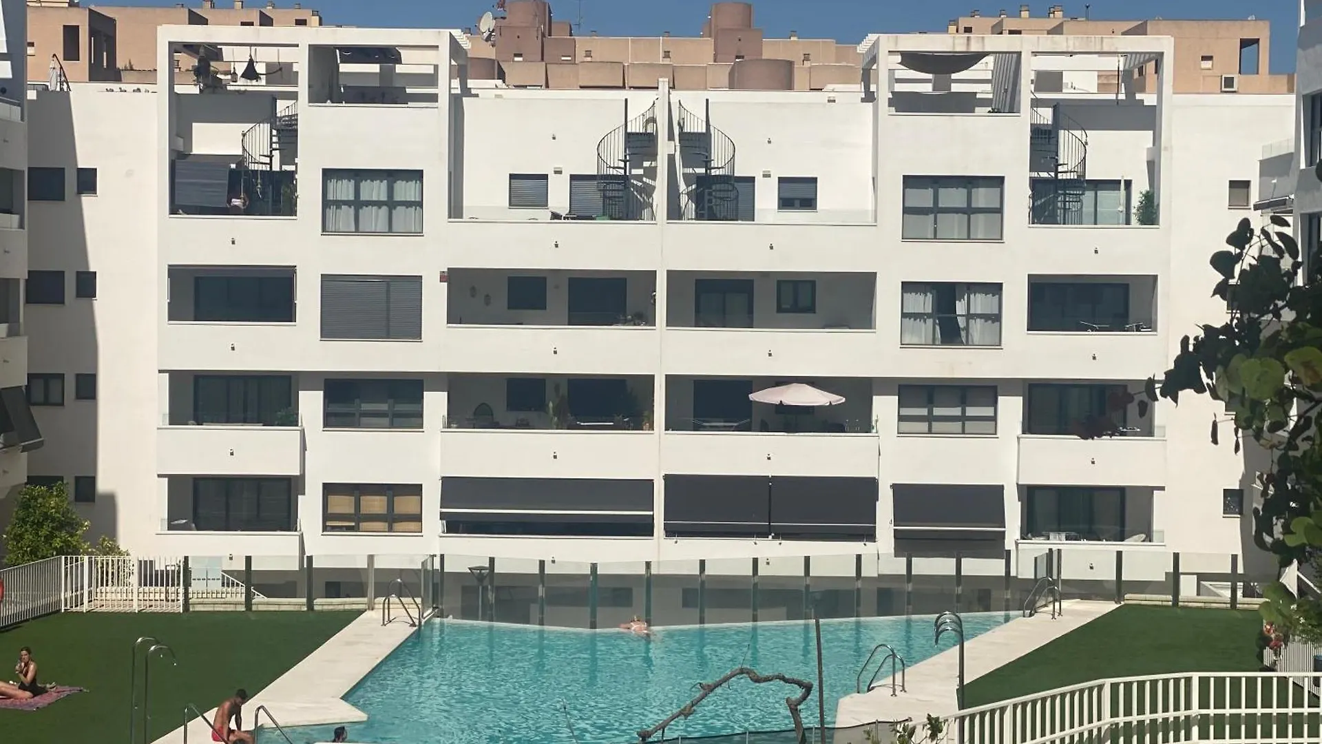 Luxery Apartment With Pool In Estepona-Centre Estepona